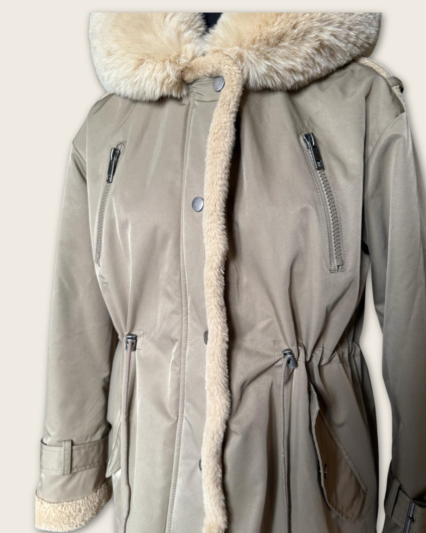 BOUTIQUE INDEPENDANTE - MANTEAU FAUSE FOURRURE T.1