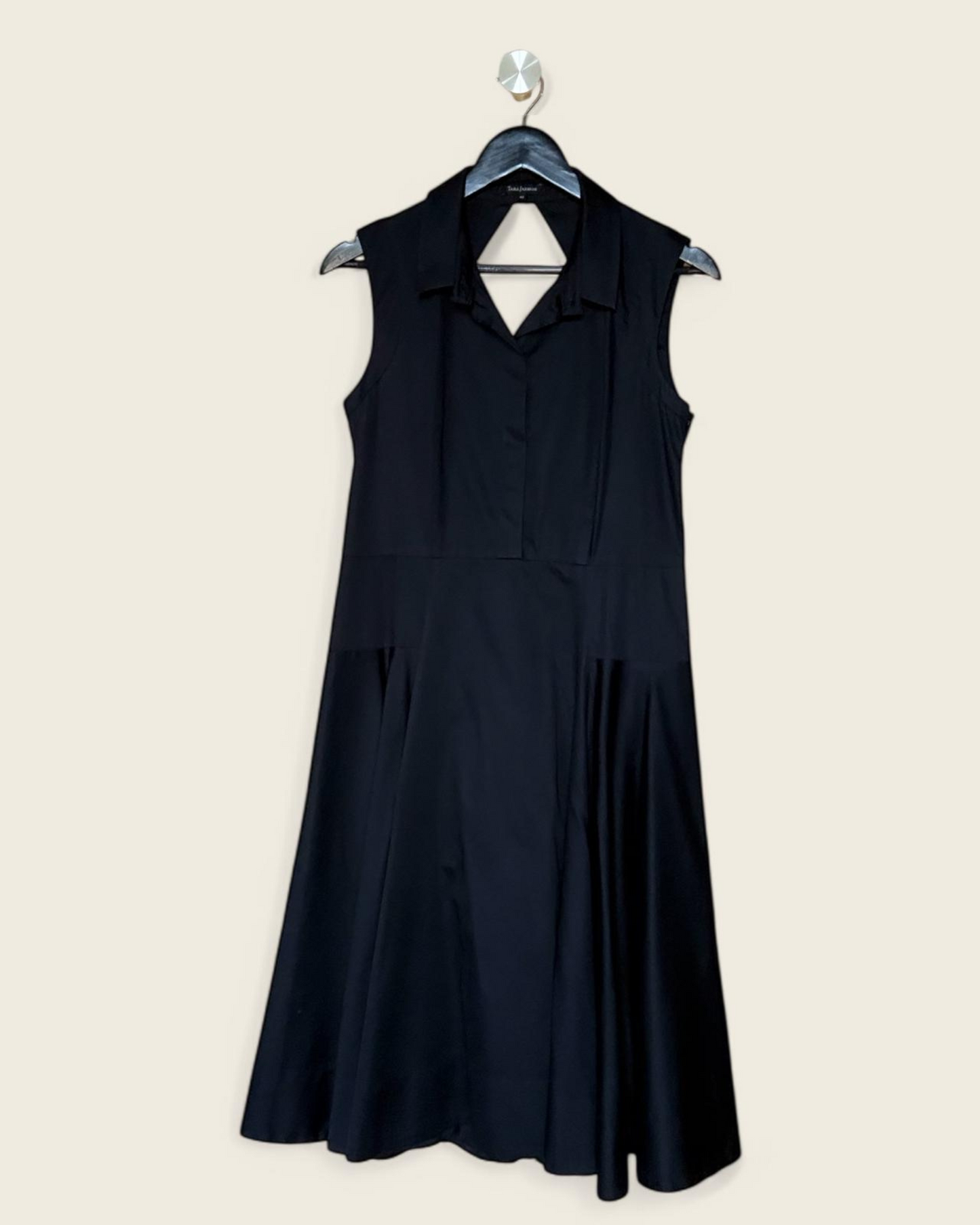 TARA JARMON - ROBE DOS NU T.42