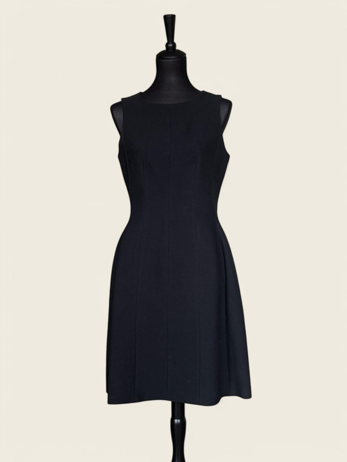 TARA JARMON - ROBE T.40