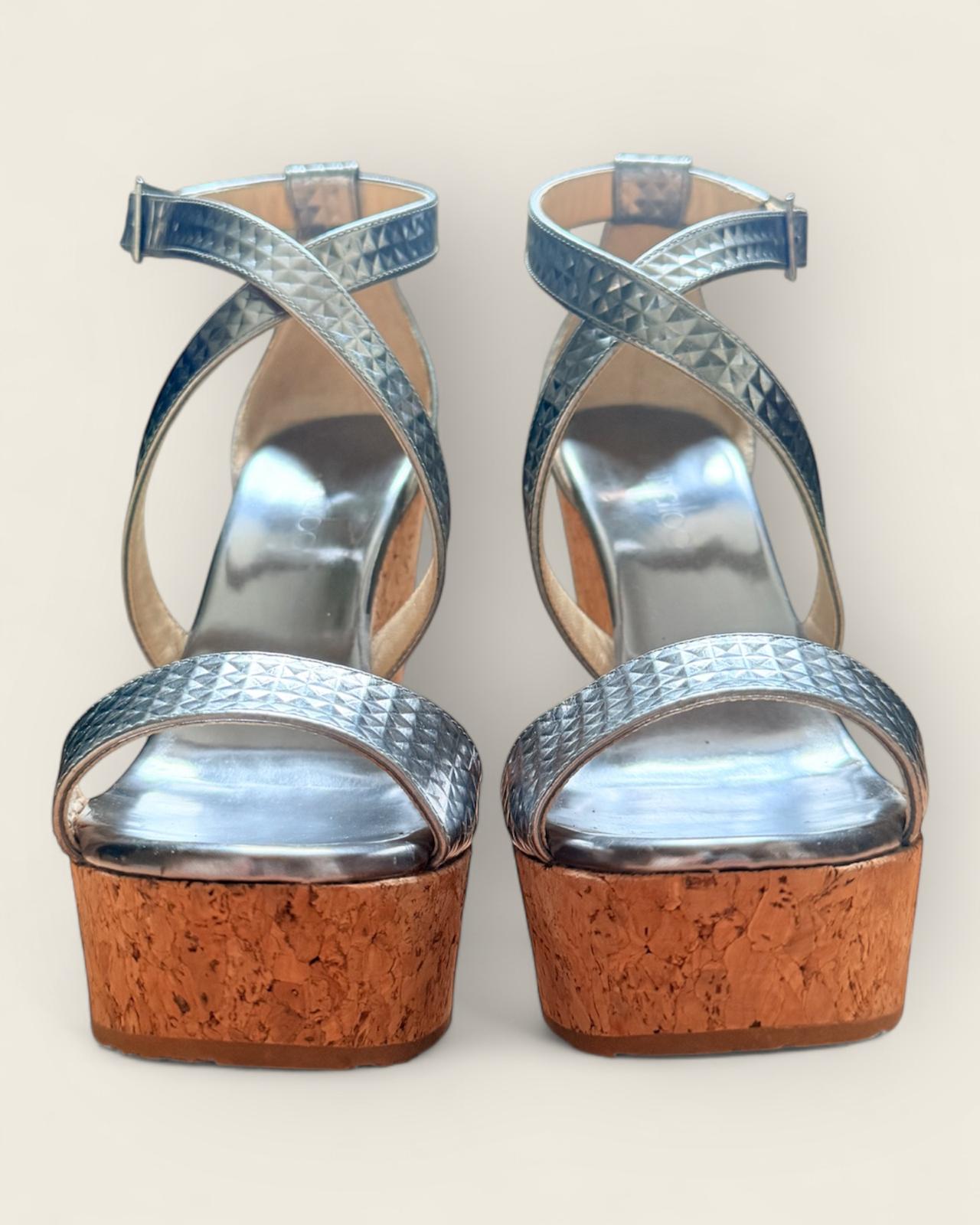 JIMMY CHOO - SANDALES COMPENSEES P.38