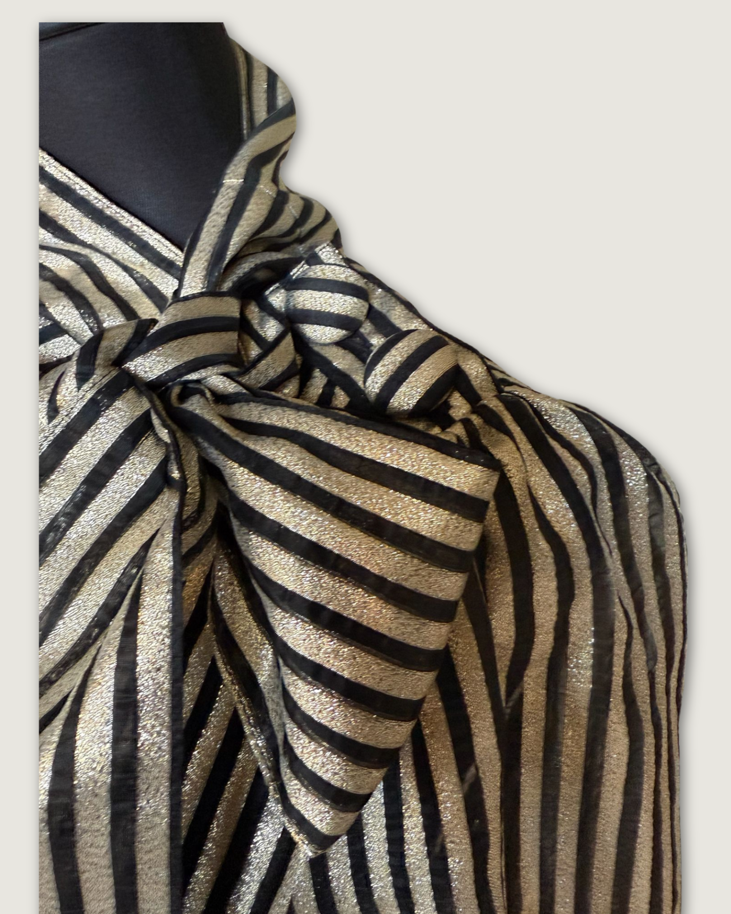 SEZANE - BLOUSE RAYURES DOREES ET NOIRES T.36