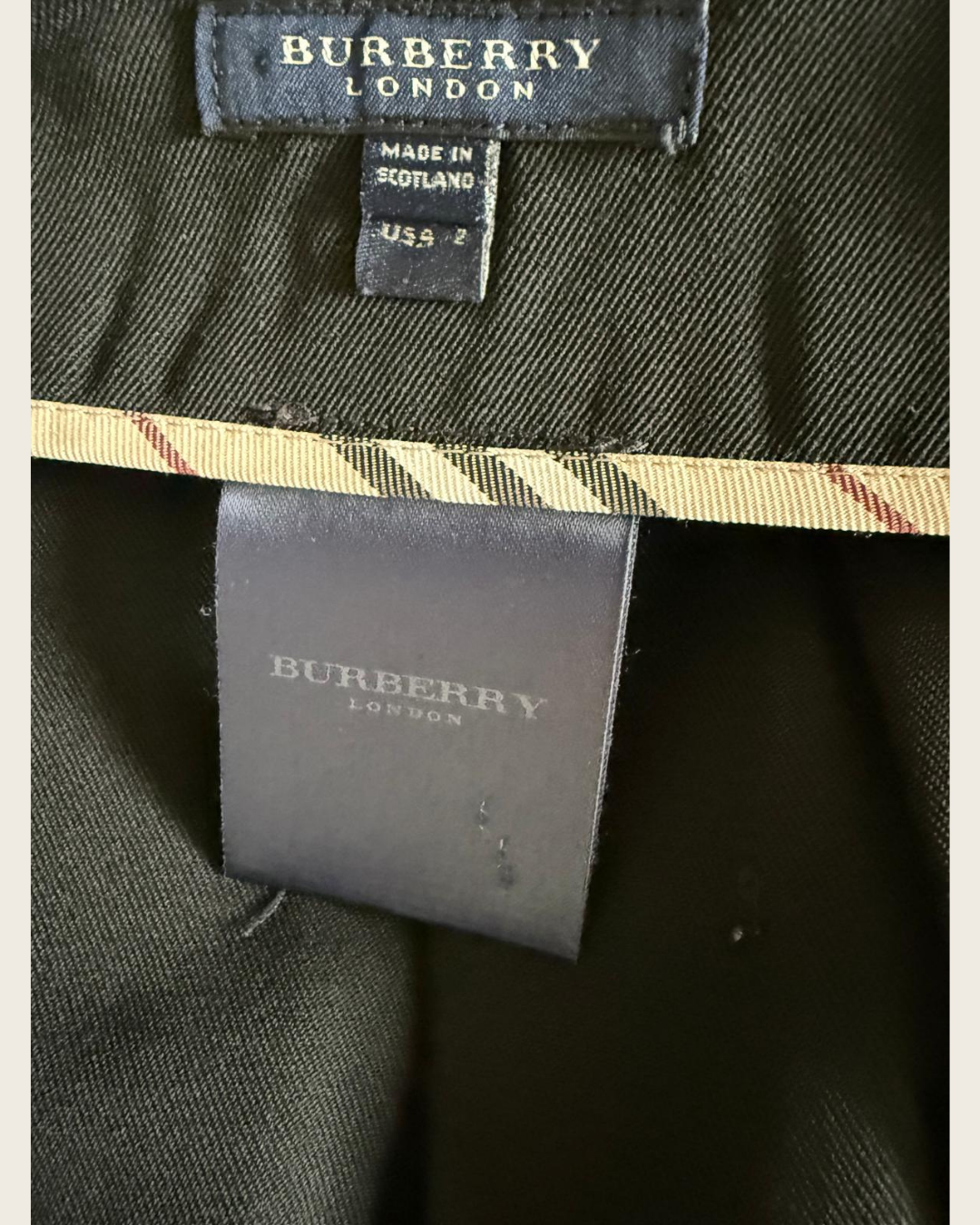 BURBERRY - MINI KILT LAINE NOIR T.34