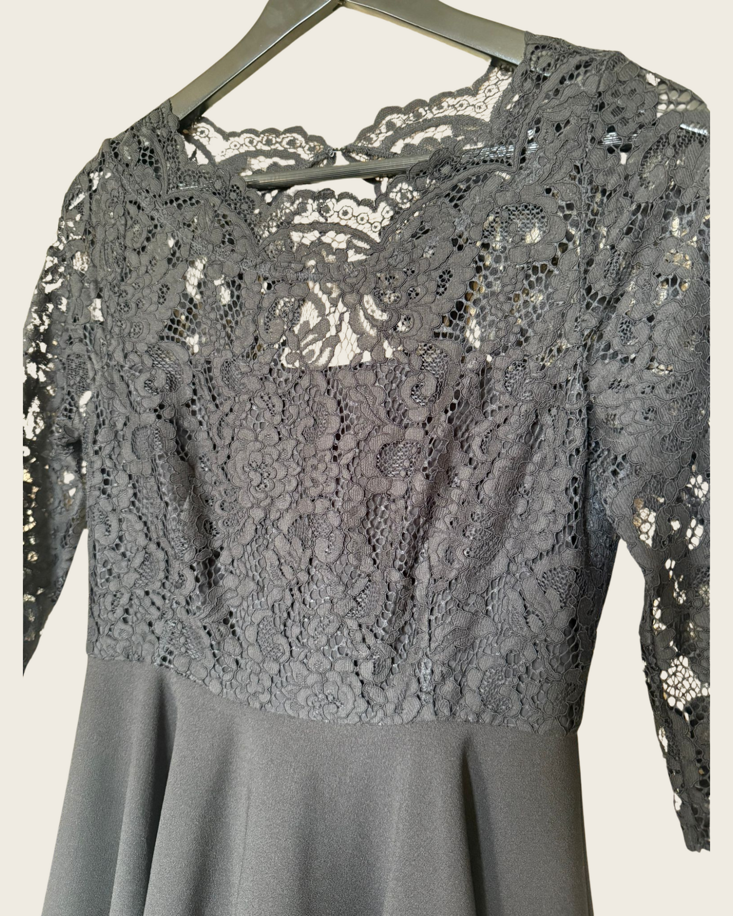 CLAUDIE PIERLOT - ROBE DENTELLE T.40