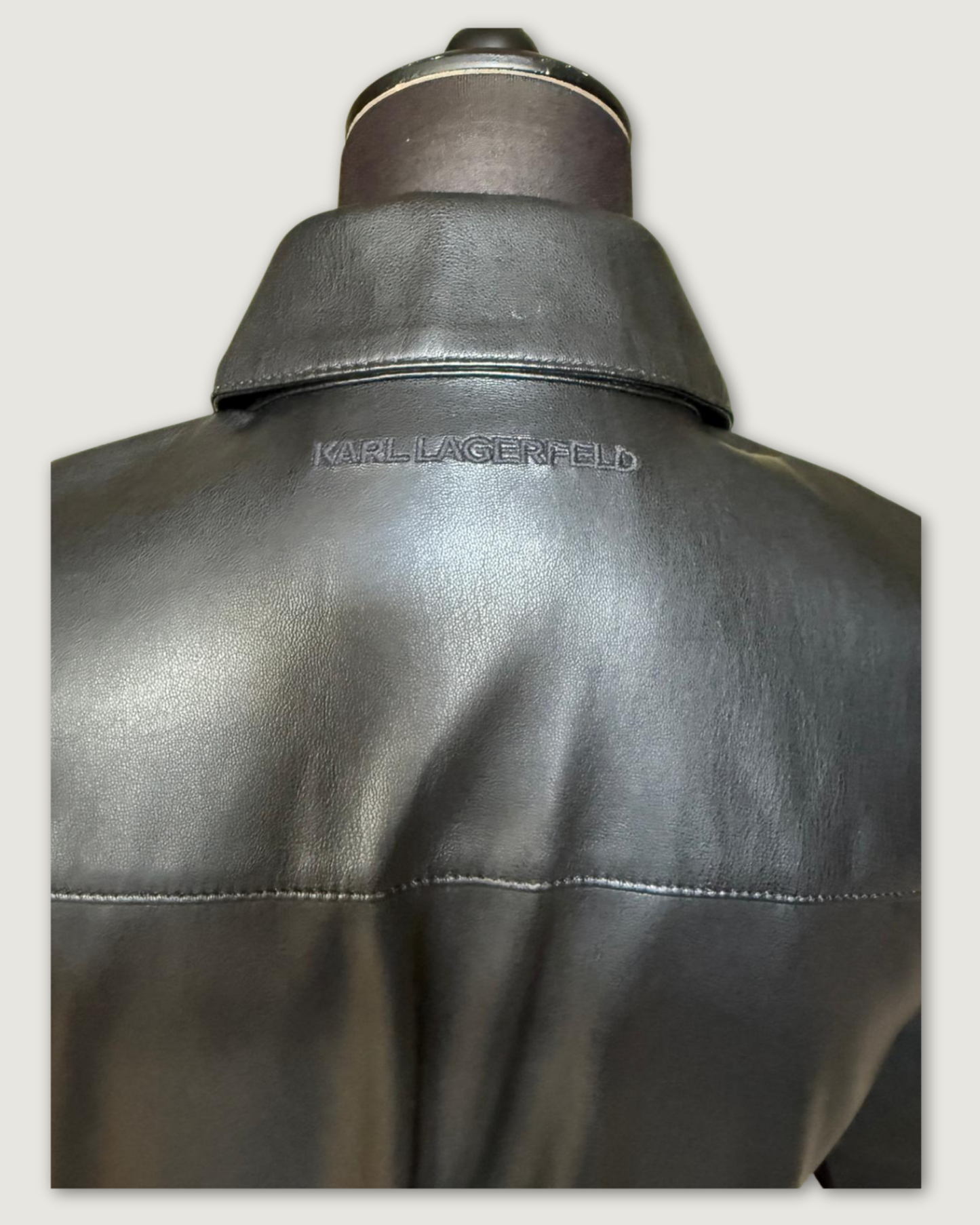 KARL LAGARFIELD - ROBE SIMILI CUIR NOIRE T.36